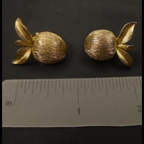 Vintage Sarah Coventry Apple Clip On Earrings, Retro Clipons - Picture 3 of 13